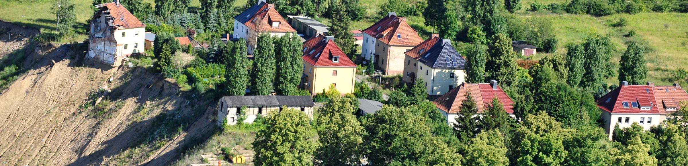 Tagebausee- Ufereinbruch am Concordiasee bei Nachterstedt in Sachsen-Anhalt