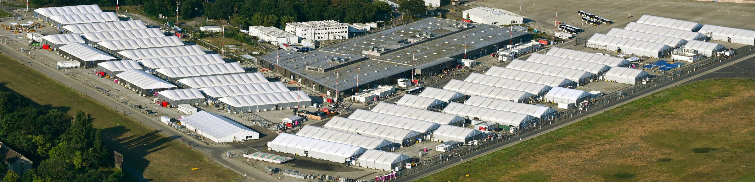 Ankunfts- und Notunterbringungseinrichtung Tegel (ANo TXL) in Berlin, Deutschland